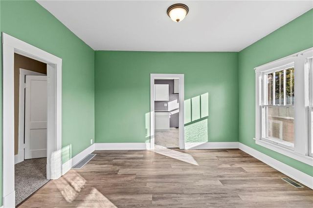 215 S Folger Street, Carrollton, MO 64633