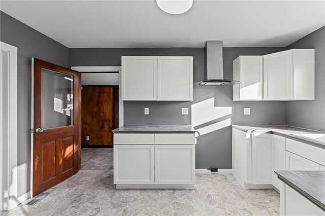 215 S Folger Street, Carrollton, MO 64633