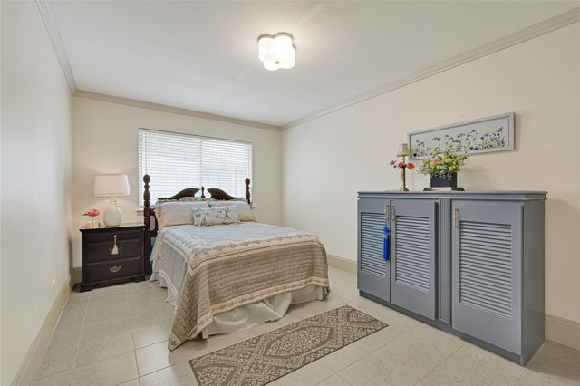 12219 Briar Forest Drive, Houston, TX 77077