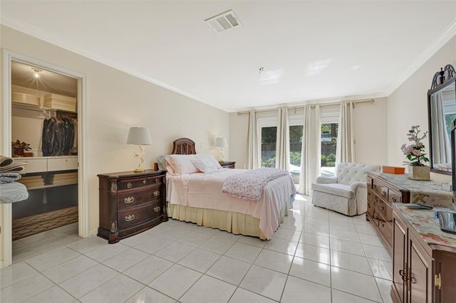 12219 Briar Forest Drive, Houston, TX 77077