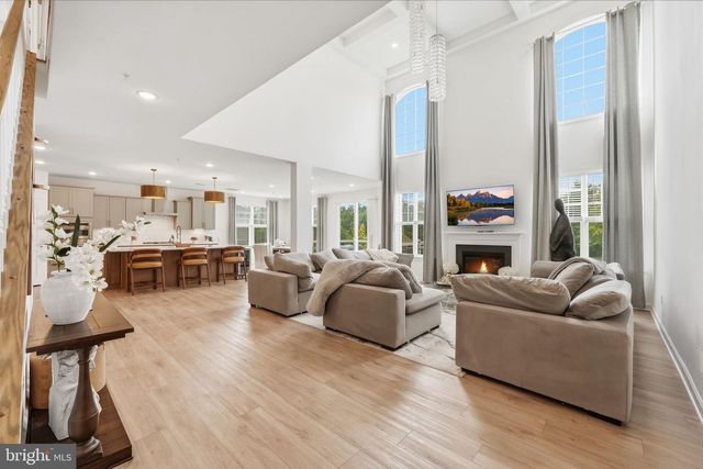 7104 CORNER CREEK WAY, Glenn Dale, MD 20769