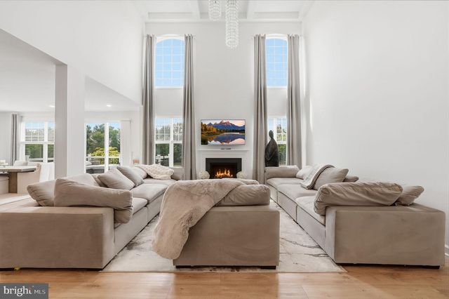 7104 CORNER CREEK WAY, Glenn Dale, MD 20769
