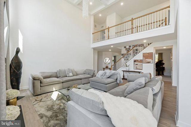7104 CORNER CREEK WAY, Glenn Dale, MD 20769