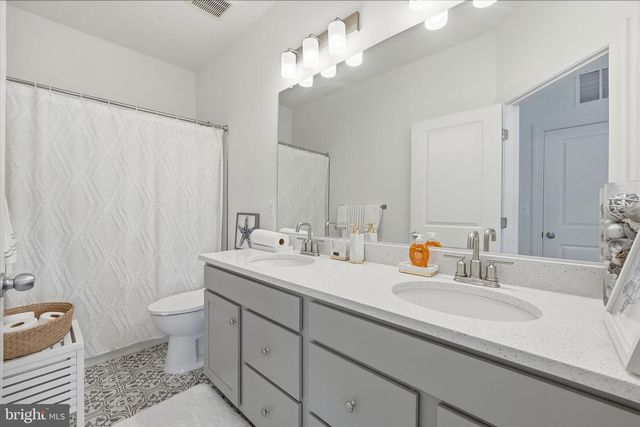 7104 CORNER CREEK WAY, Glenn Dale, MD 20769