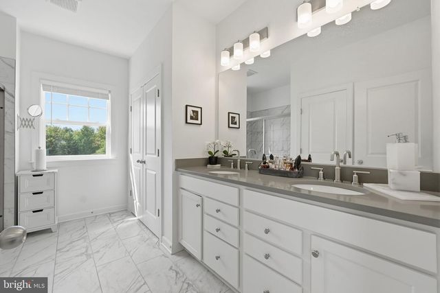 7104 CORNER CREEK WAY, Glenn Dale, MD 20769