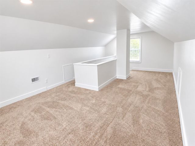 9079 Westwood Street, Detroit, MI 48228