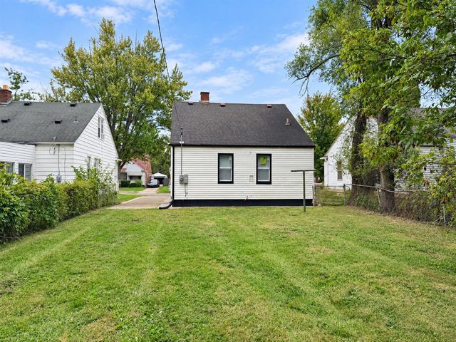 9079 Westwood Street, Detroit, MI 48228