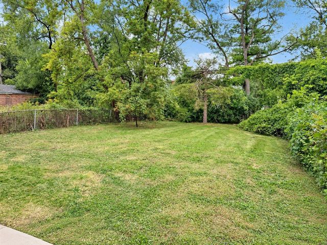 9079 Westwood Street, Detroit, MI 48228