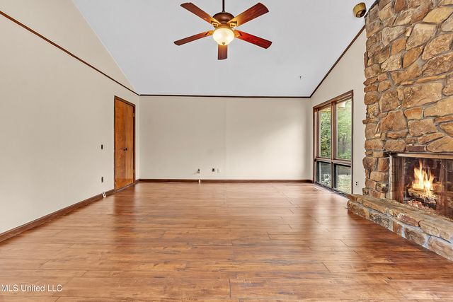 8500 Lakeshore Drive, Walls, MS 38680