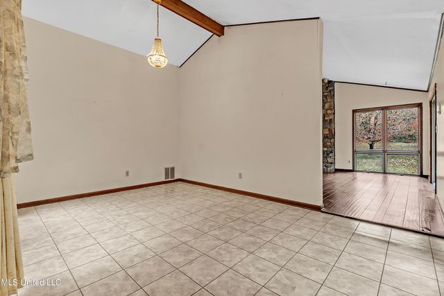 8500 Lakeshore Drive, Walls, MS 38680