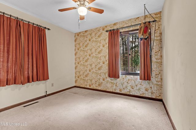 8500 Lakeshore Drive, Walls, MS 38680