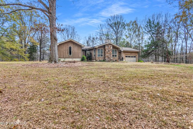 8500 Lakeshore Drive, Walls, MS 38680