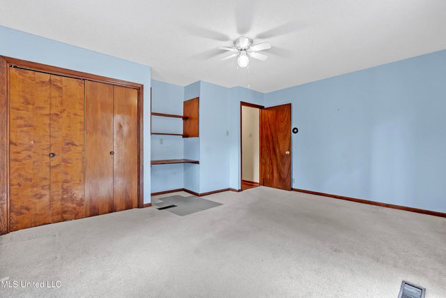 8500 Lakeshore Drive, Walls, MS 38680