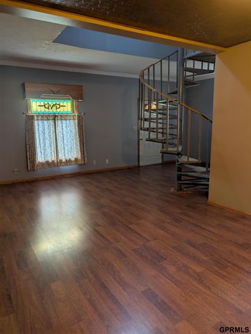 413 1400 County Road, Dorchester, NE 68343