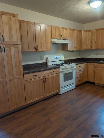 413 1400 County Road, Dorchester, NE 68343