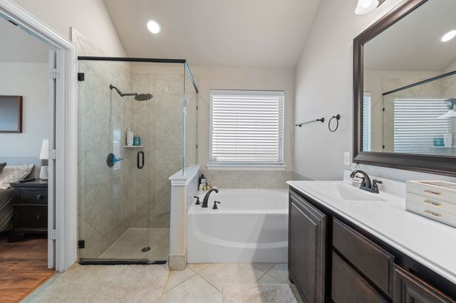 119 Gateway Drive, Alvarado, TX 76009