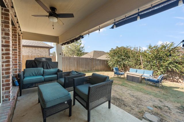 119 Gateway Drive, Alvarado, TX 76009