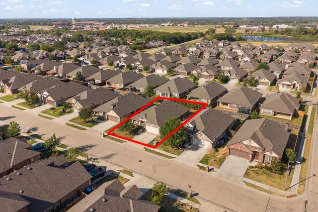119 Gateway Drive, Alvarado, TX 76009