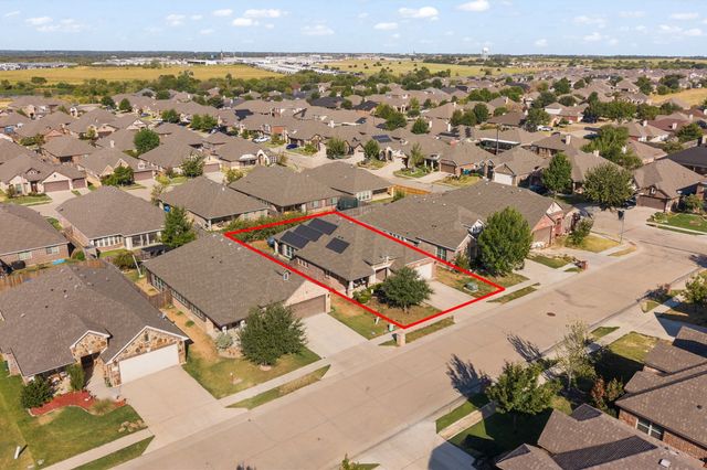 119 Gateway Drive, Alvarado, TX 76009