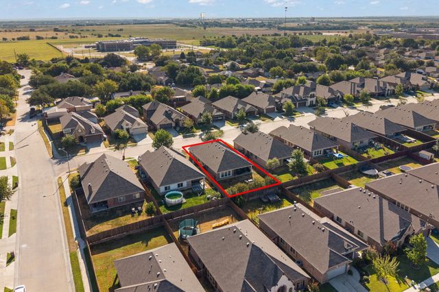 119 Gateway Drive, Alvarado, TX 76009