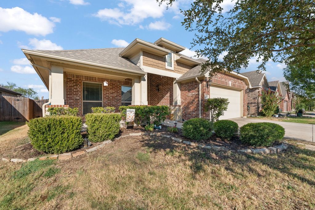 119 Gateway Drive, Alvarado, TX 76009 — photo 2