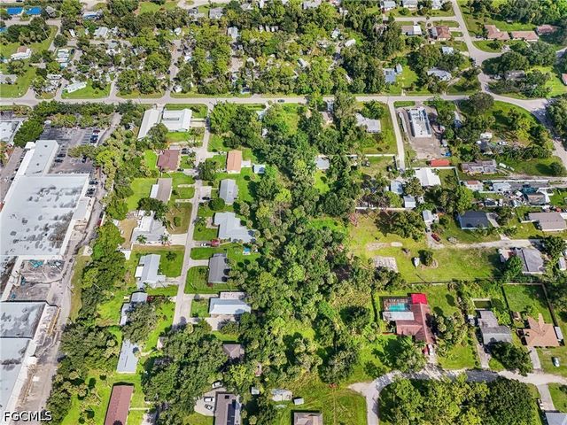 1807 Powell DR, North Fort Myers, FL 33917