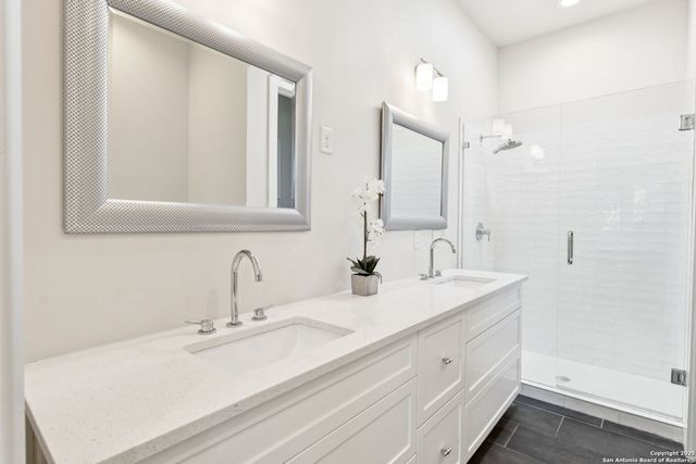 135 Cedar St Unit 105, San Antonio, TX 78210