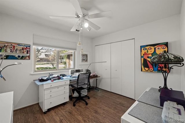 5629 Perrytown Drive, West Bloomfield, MI 48322