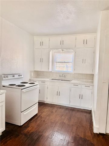 1500 Boone Street A, Bryan, TX 77803