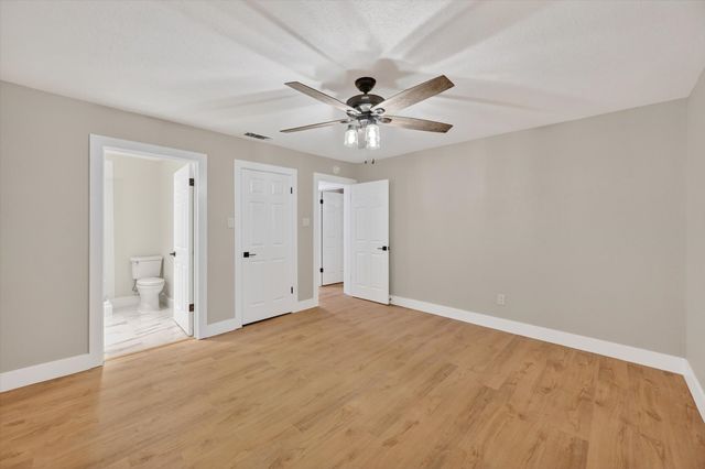 129 N Dobson Street, Burleson, TX 76028