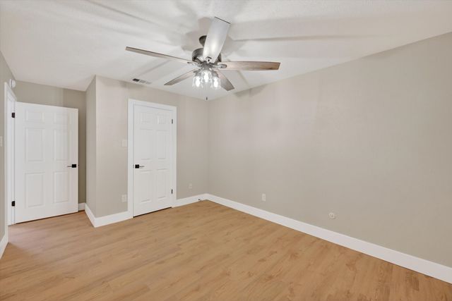 129 N Dobson Street, Burleson, TX 76028