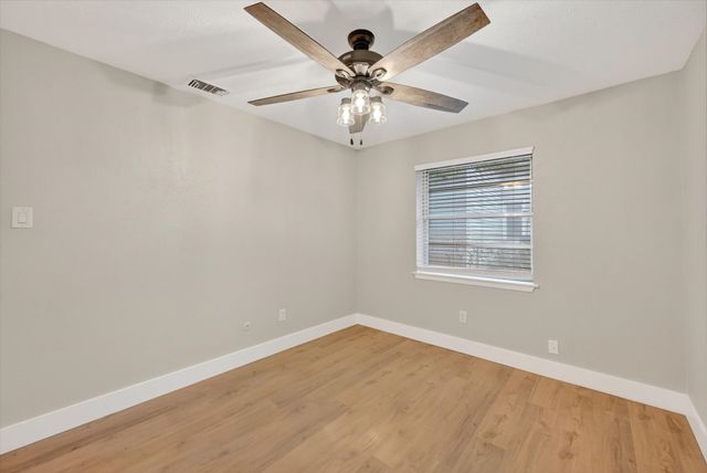 129 N Dobson Street, Burleson, TX 76028