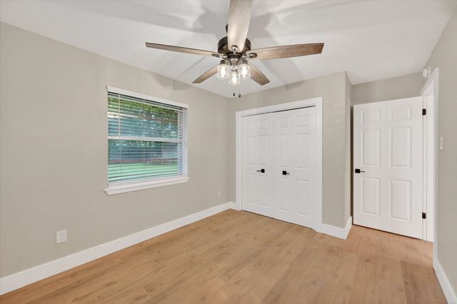 129 N Dobson Street, Burleson, TX 76028