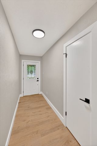 129 N Dobson Street, Burleson, TX 76028