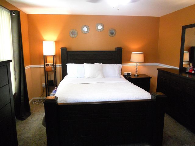 24541 SEATON CIRCUIT E. Drive, Warren, MI 48091