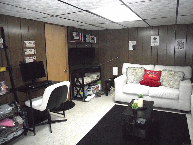 24541 SEATON CIRCUIT E. Drive, Warren, MI 48091