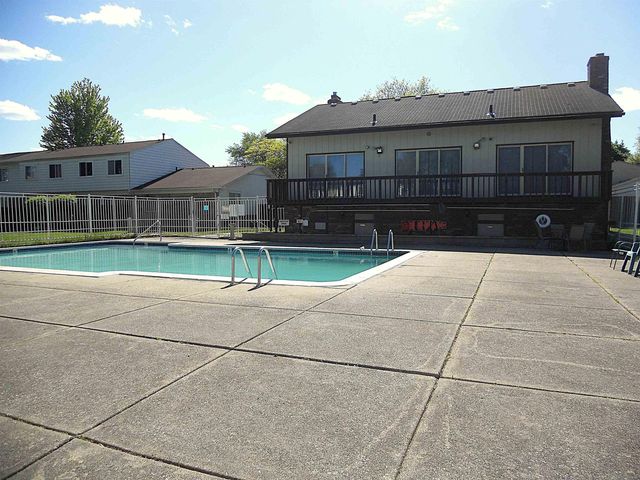 24541 SEATON CIRCUIT E. Drive, Warren, MI 48091