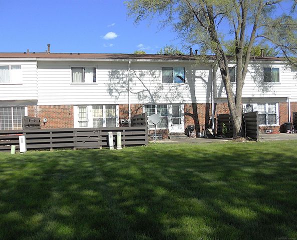 24541 SEATON CIRCUIT E. Drive, Warren, MI 48091