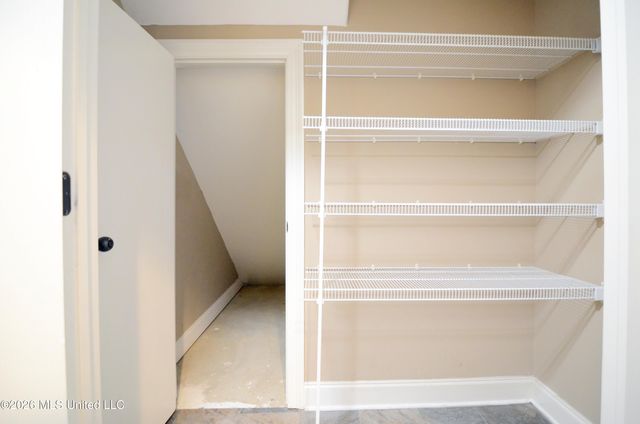 159 Lindsey Drive, Hernando, MS 38632