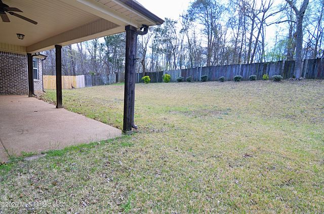 159 Lindsey Drive, Hernando, MS 38632