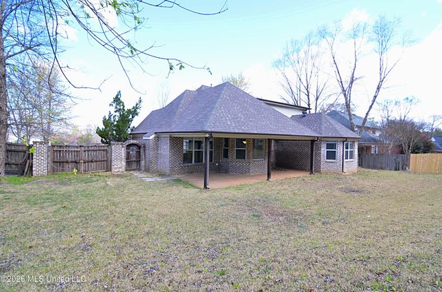 159 Lindsey Drive, Hernando, MS 38632