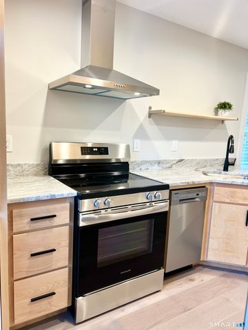 179 Butternut Street 6, Middletown, CT 06457