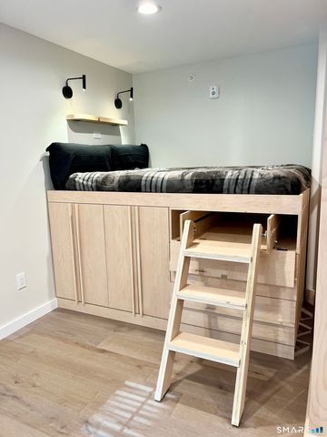 179 Butternut Street 6, Middletown, CT 06457