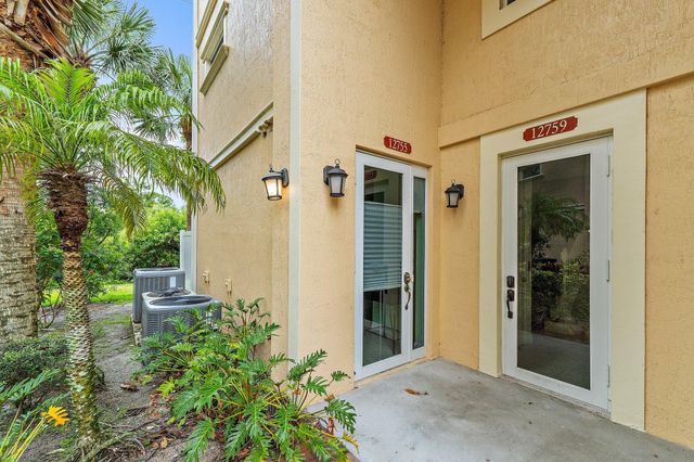 12755 SE Old Cypress Drive, Hobe Sound, FL 33455