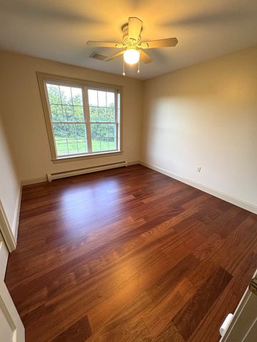 8 Old Mill Lane, Rollinsford, NH 03869