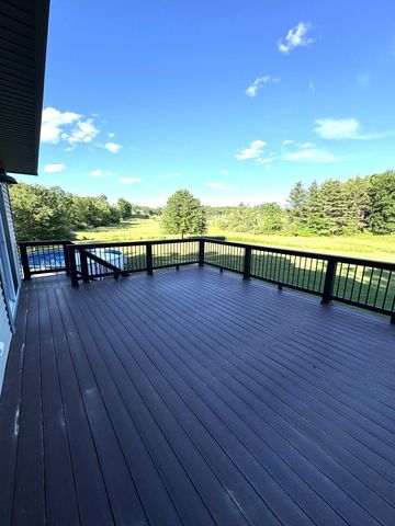 8 Old Mill Lane, Rollinsford, NH 03869
