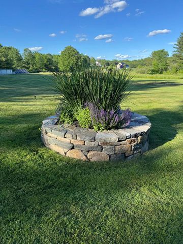 8 Old Mill Lane, Rollinsford, NH 03869