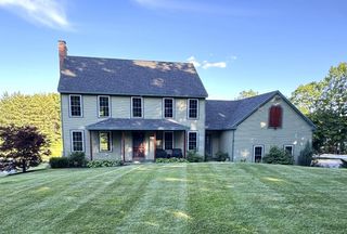 8 Old Mill Lane, Rollinsford, NH 03869
