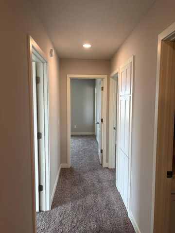 1598 76th Street W, Inver Grove Heights, MN 55077