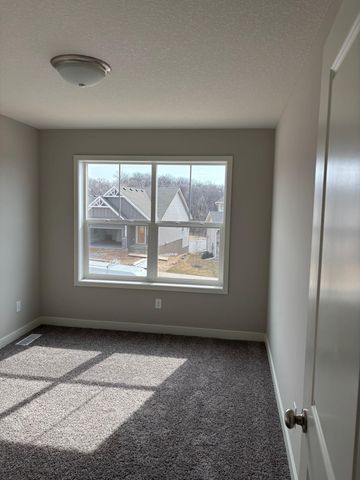 1598 76th Street W, Inver Grove Heights, MN 55077